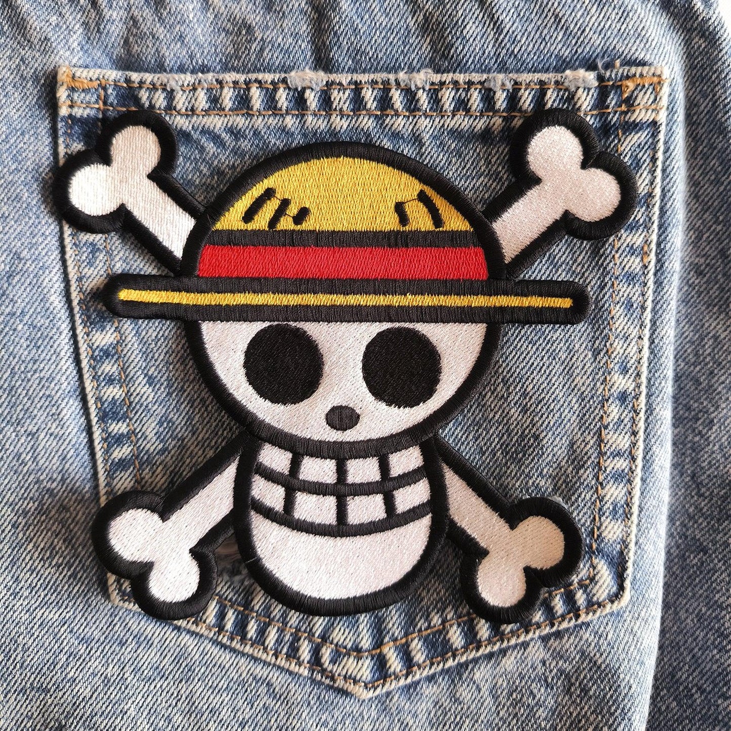 Parche Bordado Anime Calavera Luffy XL 15 Cm - Valkynea