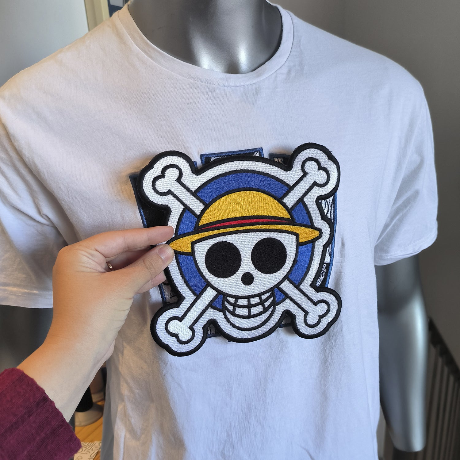 Parche Bordado Anime Calavera One Piece Luffy 9cm - Valkynea