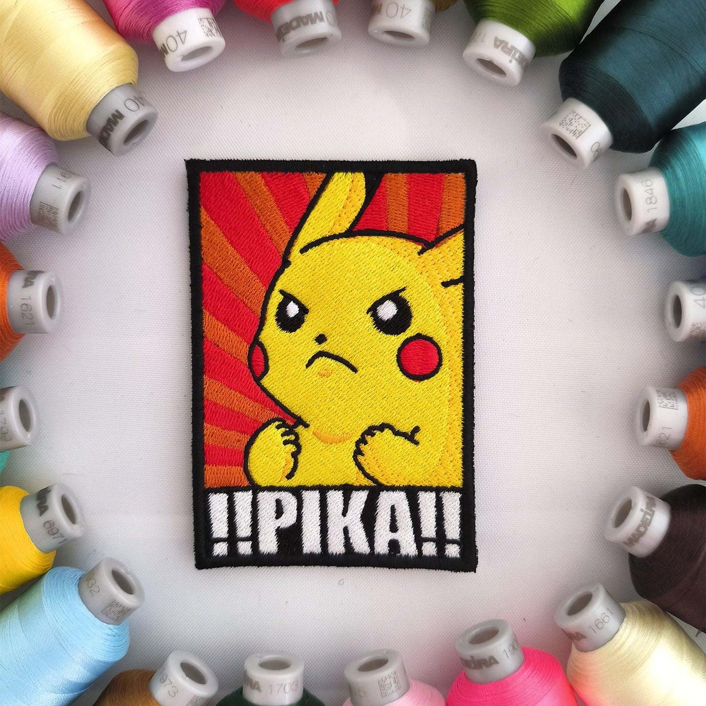 Parche Bordado Anime Pokémon Pikachu 10cm - Valkynea