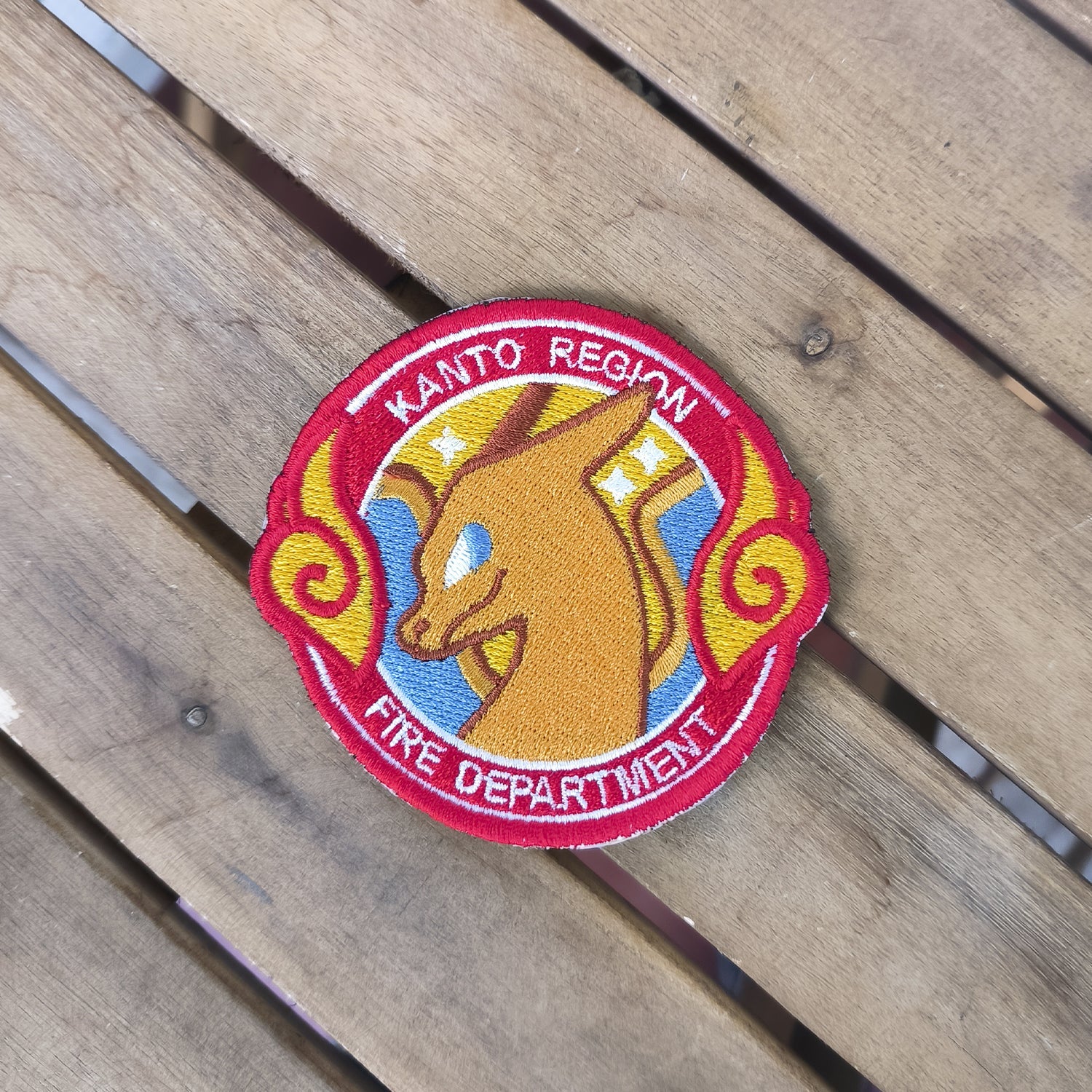 Parche Bordado Anime  Charizard 8cm - Valkynea